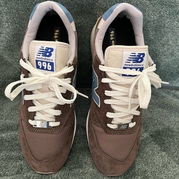 New Balance 996 - Picture 3 of 5